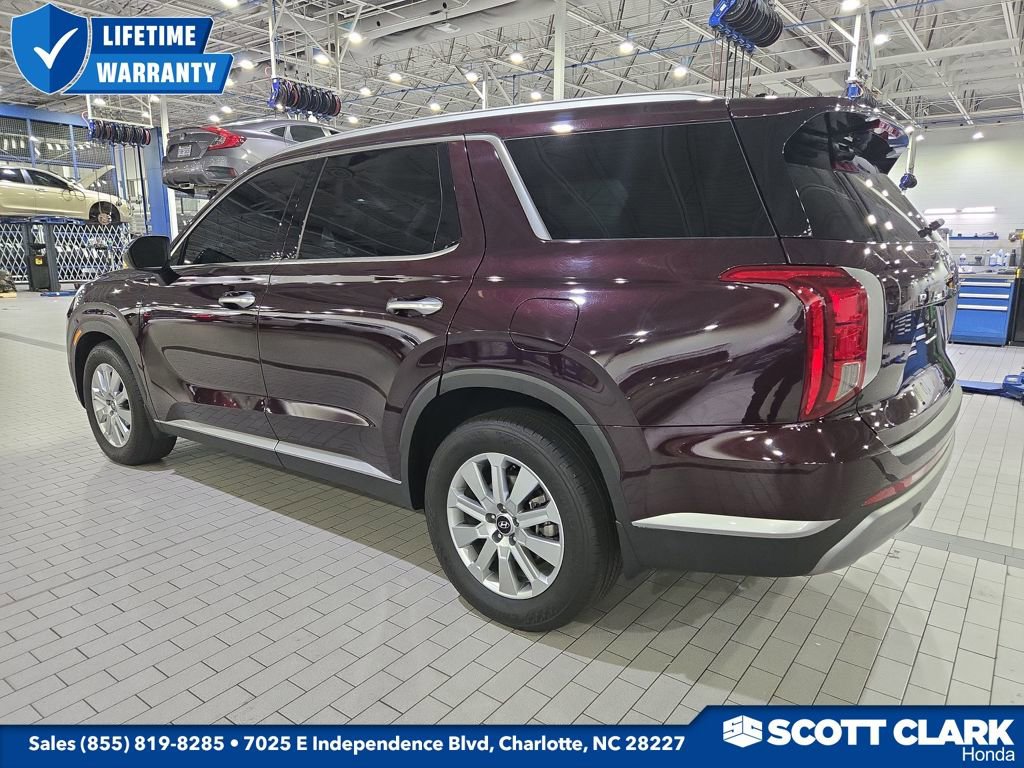 Used 2023 Hyundai Palisade SEL w/ Cargo Package image 3