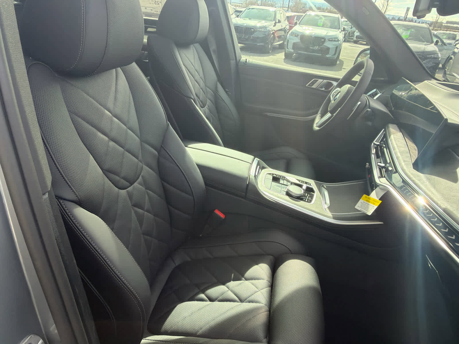 New 2026 BMW X5 xDrive40i w/ M Sport Package AWD/4WD image 14
