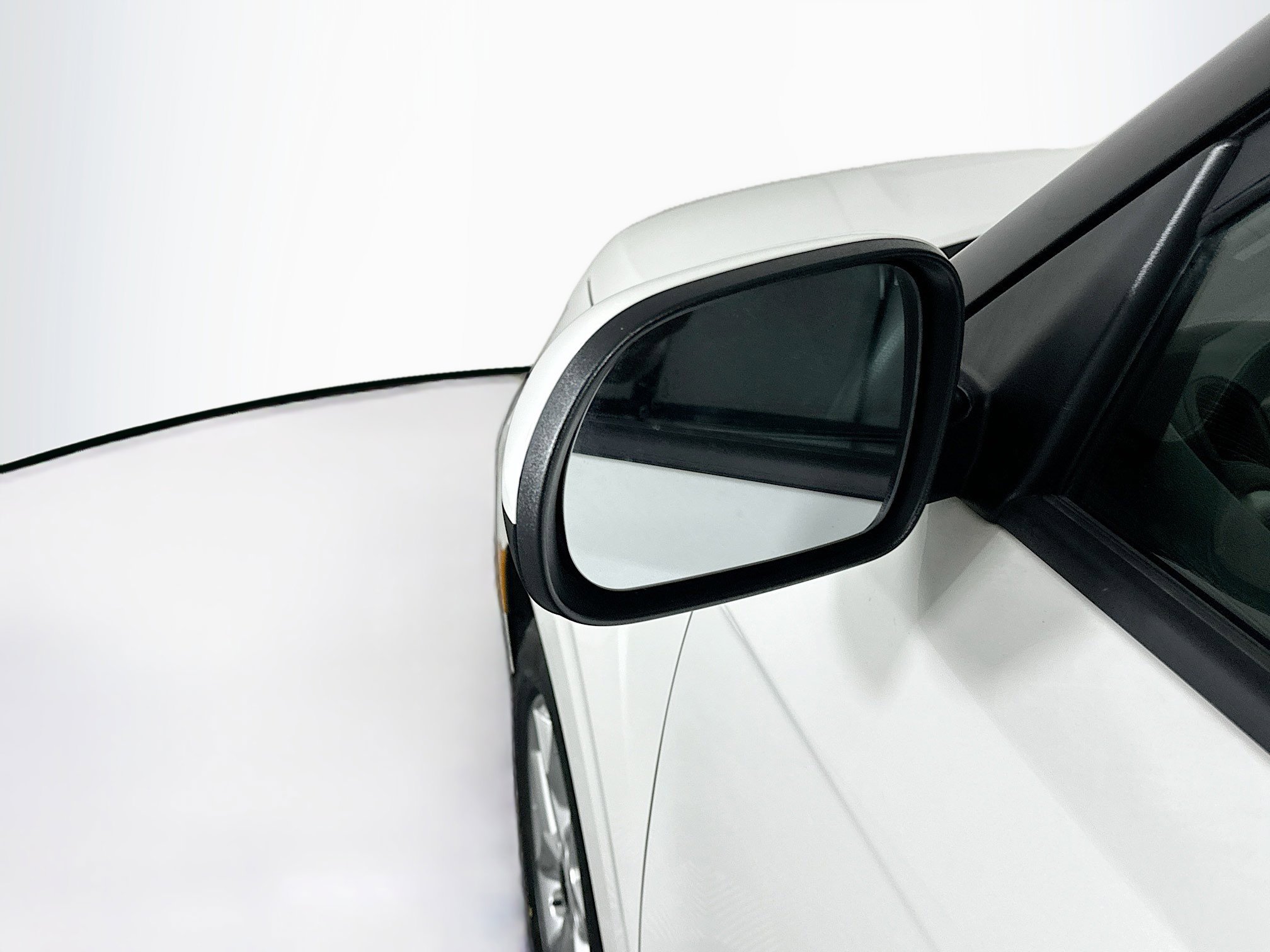 Used 2025 Kia Soul LX w/ LX Technology Package FWD image 16
