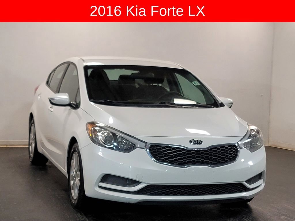 Used 2016 Kia Forte LX w/ LX Popular Plus Package image 2