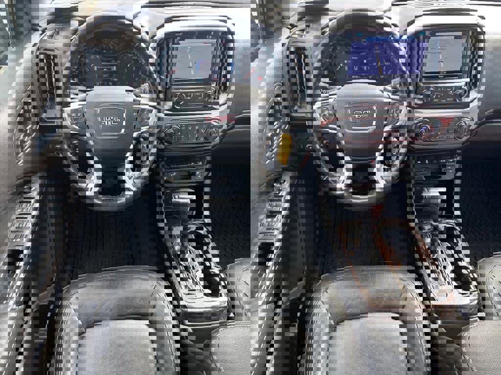 Used 2018 GMC Canyon SLT w/ Driver Alert Package image 4