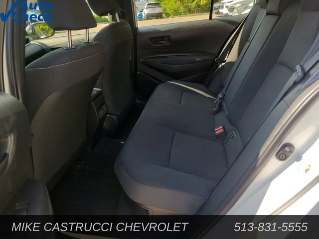 Used 2025 Toyota Corolla LE FWD image 24