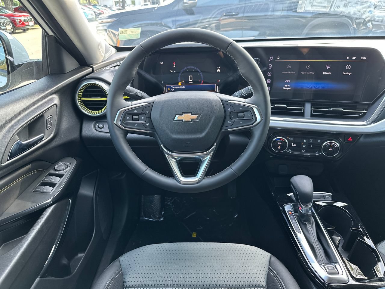New 2026 Chevrolet Trax LT w/ LT Convenience Package FWD image 14