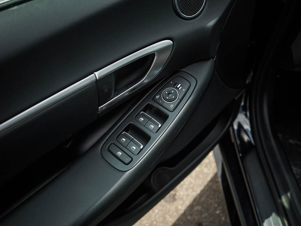 New 2026 Hyundai Sonata SEL AWD/4WD image 17