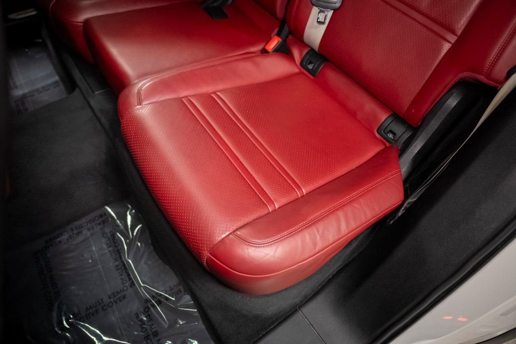 Used 2023 Porsche Cayenne Platinum Edition AWD/4WD image 37