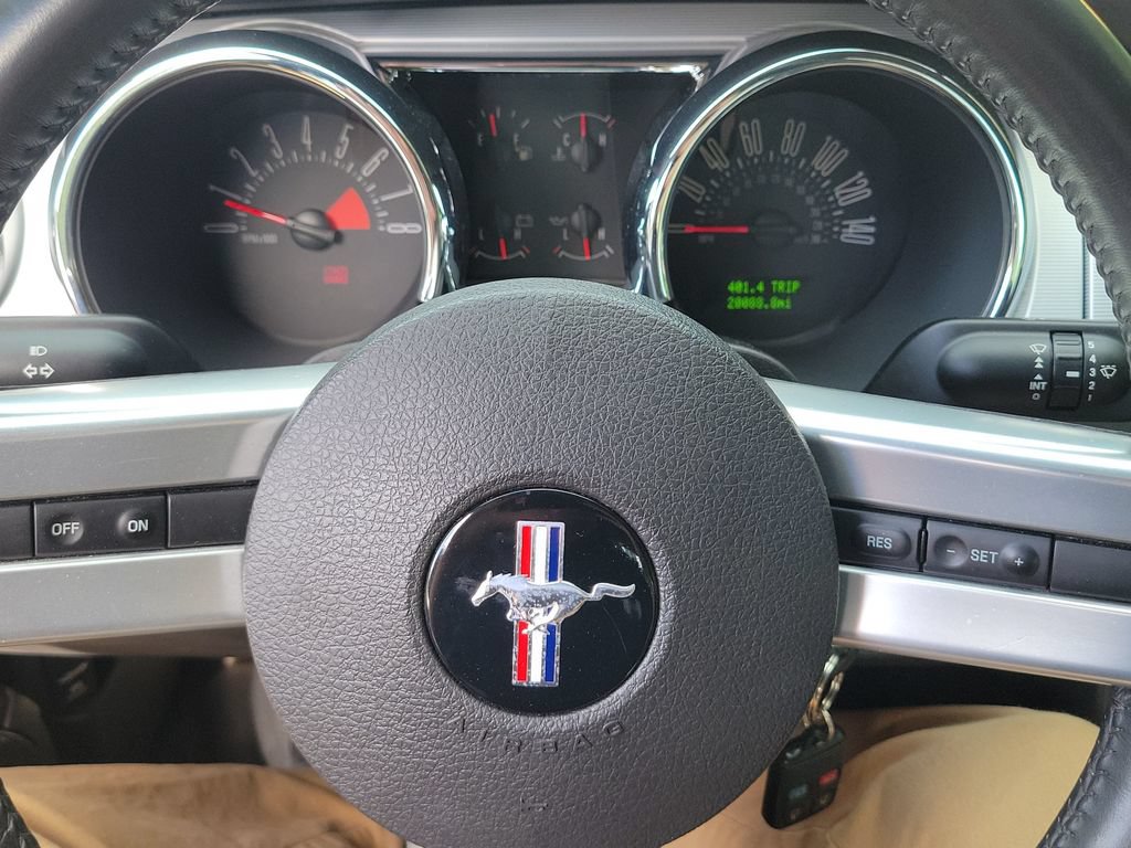 Used 2006 Ford Mustang GT Premium RWD image 18