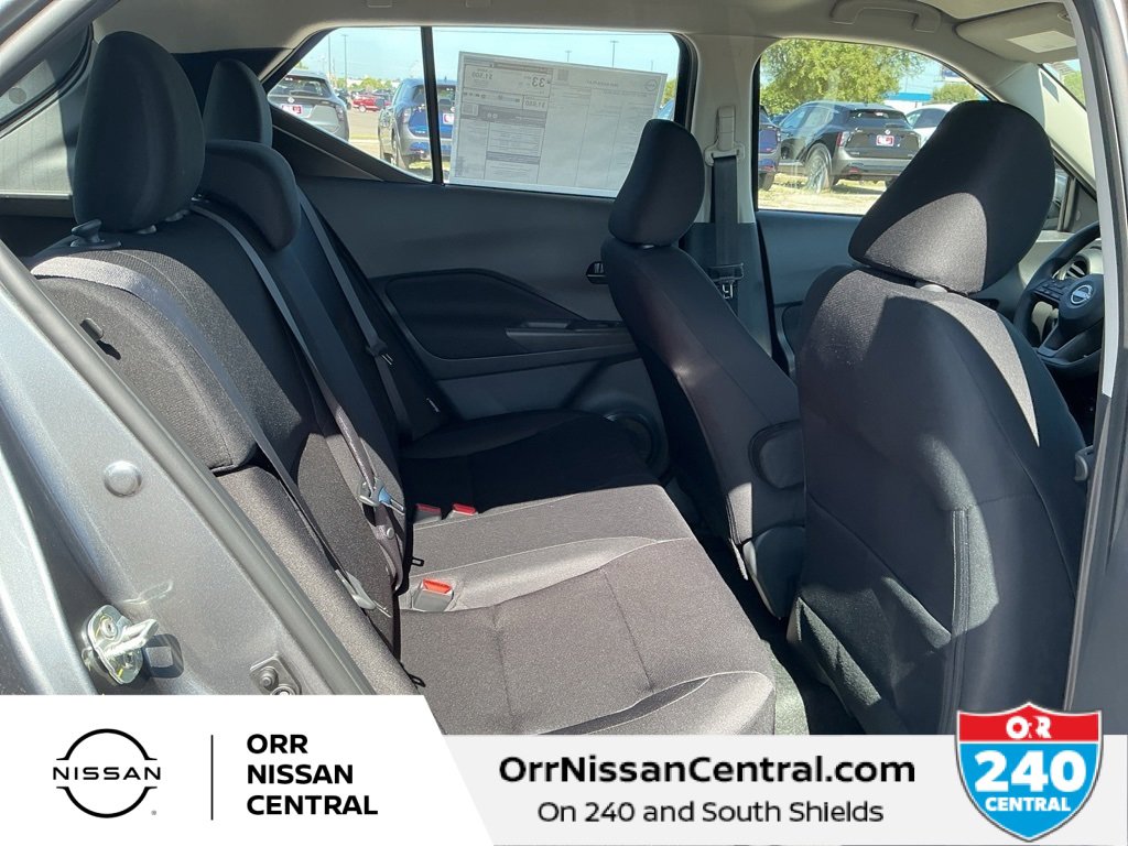 New 2025 Nissan Kicks Play S image 12