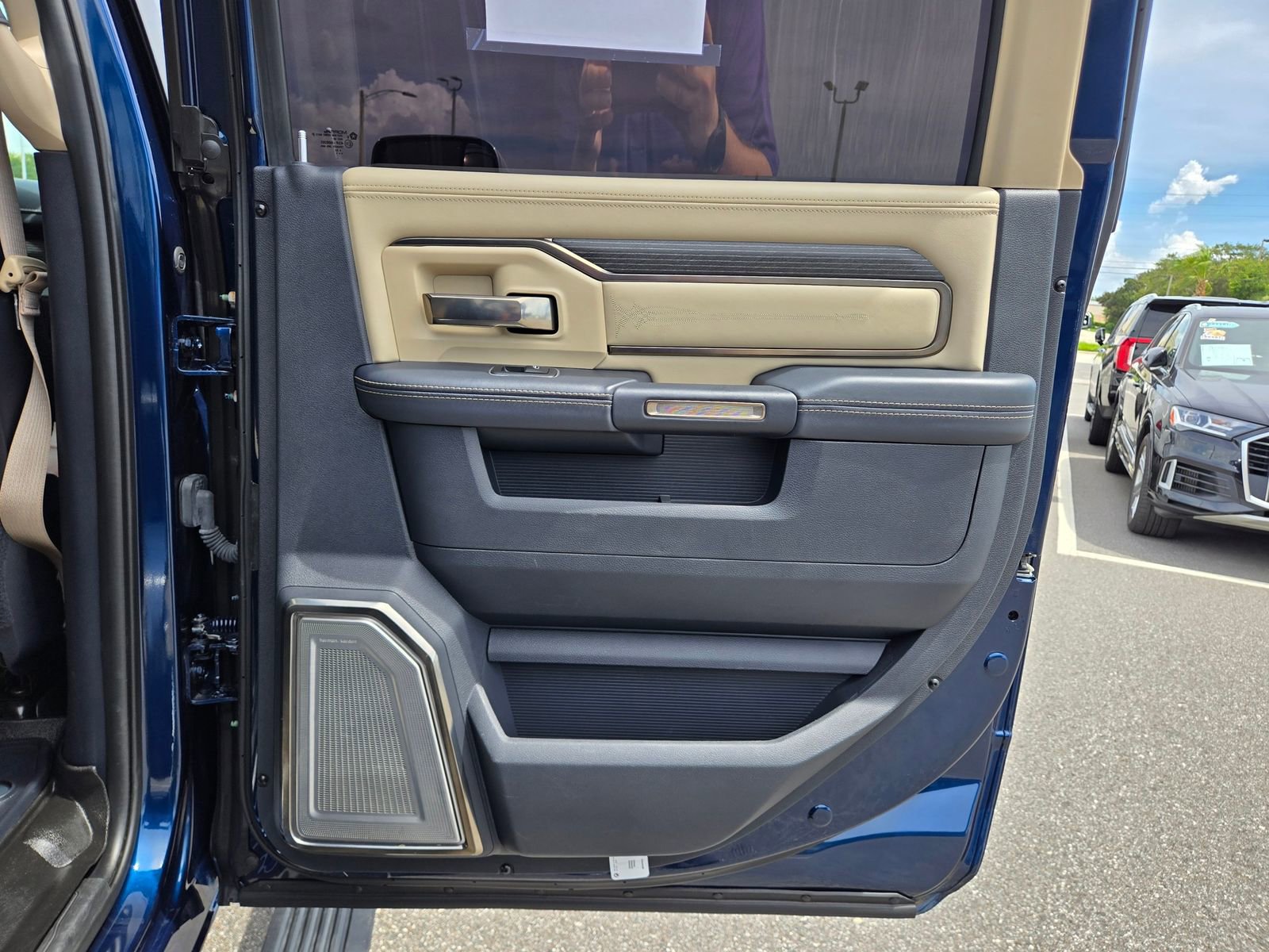 Used 2022 RAM 2500 Limited image 45