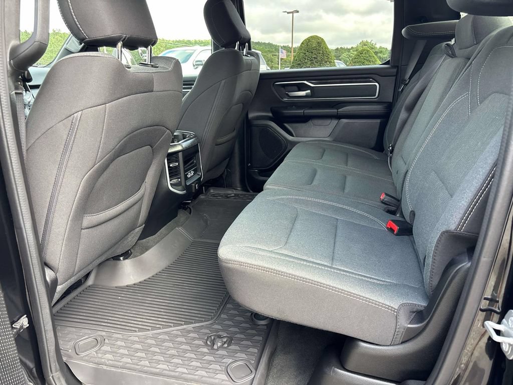 Used 2022 RAM 1500 Big Horn AWD/4WD image 16