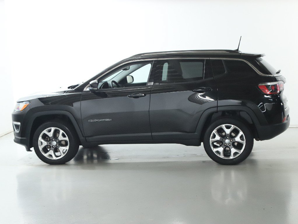 Used 2018 Jeep Compass Limited w/ Safe & Security Group AWD/4WD image 36