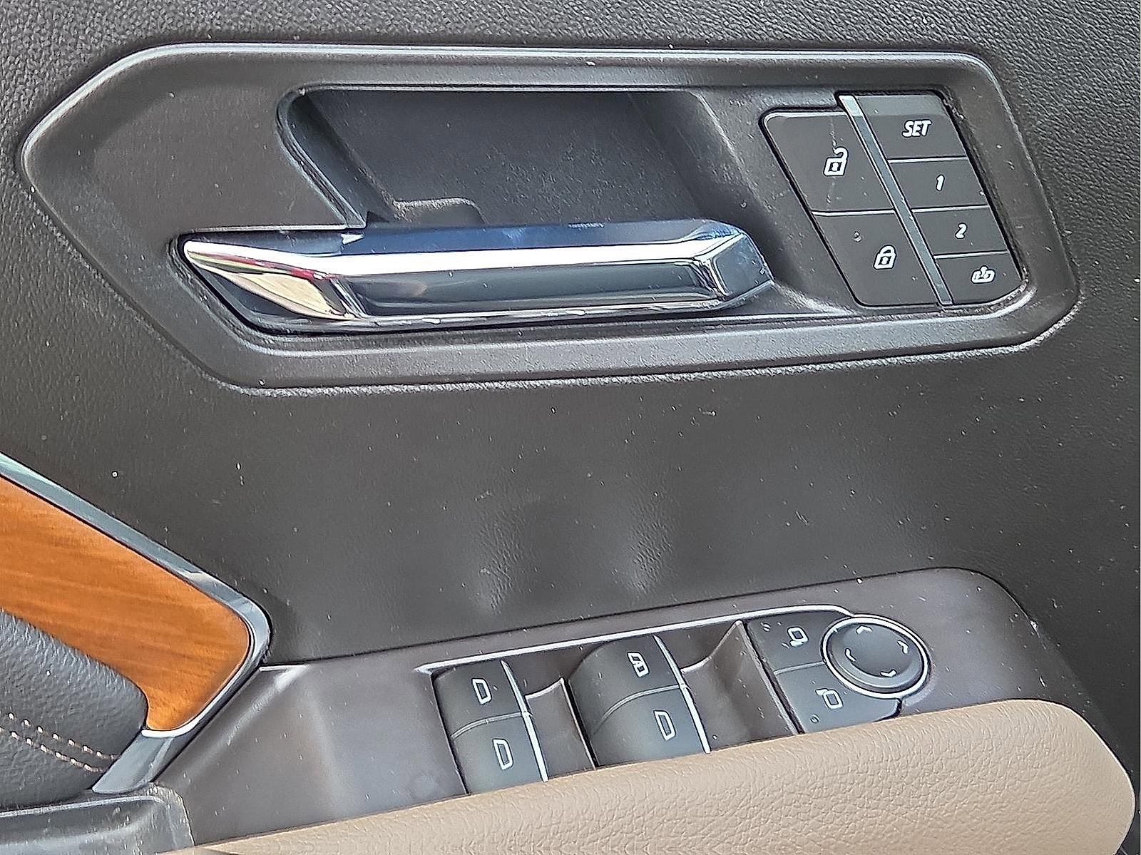 Used 2026 GMC Canyon Denali image 13