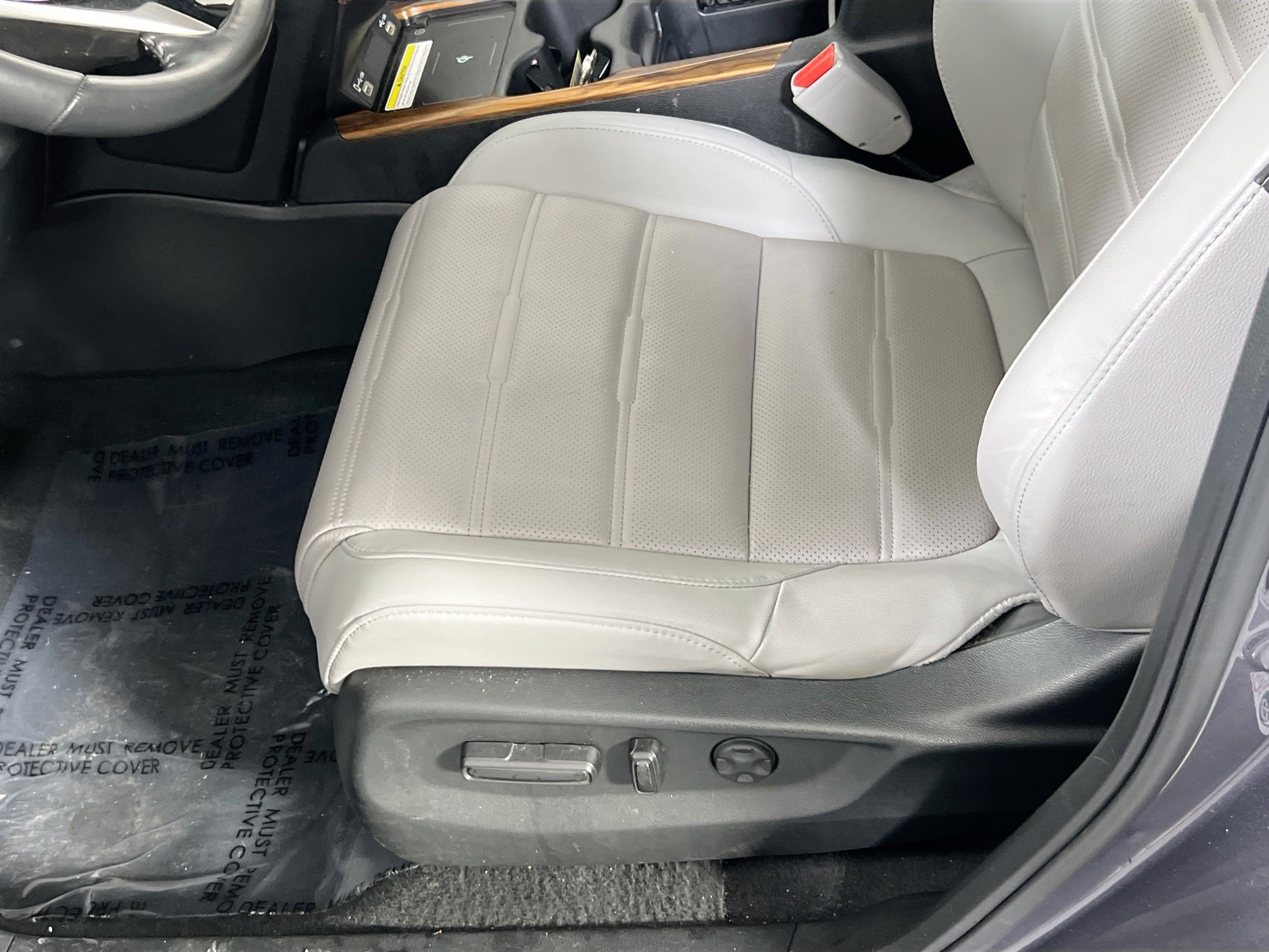 Used 2022 Honda CR-V Touring image 18