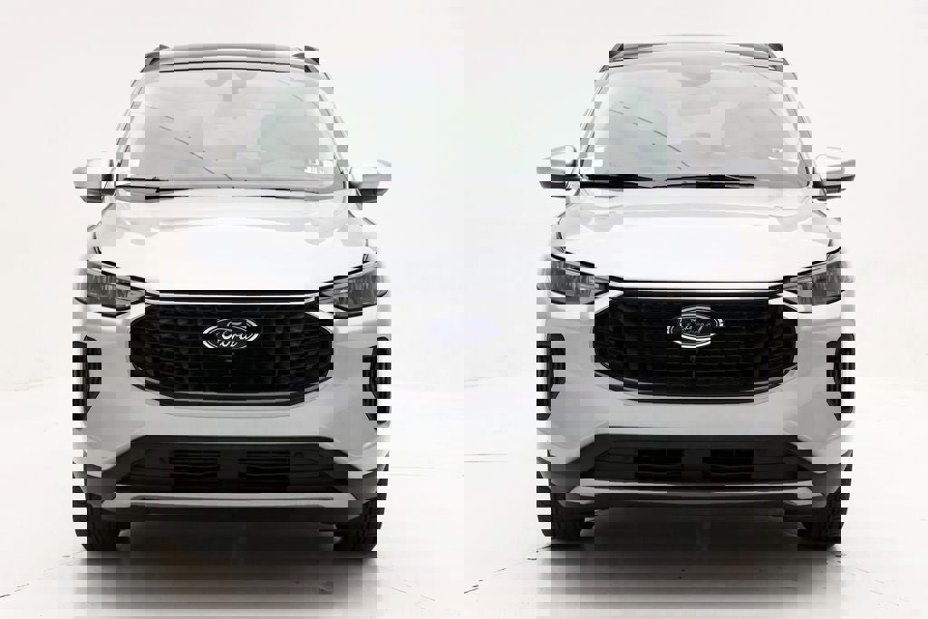 New 2024 Ford Escape Active w/ Tech Pack #2 AWD/4WD image 3