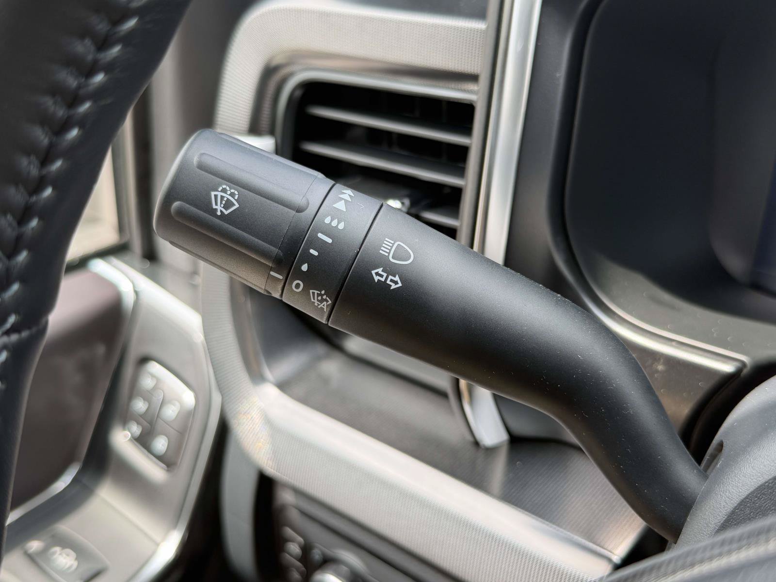 New 2026 Ford F350 Platinum AWD/4WD image 16