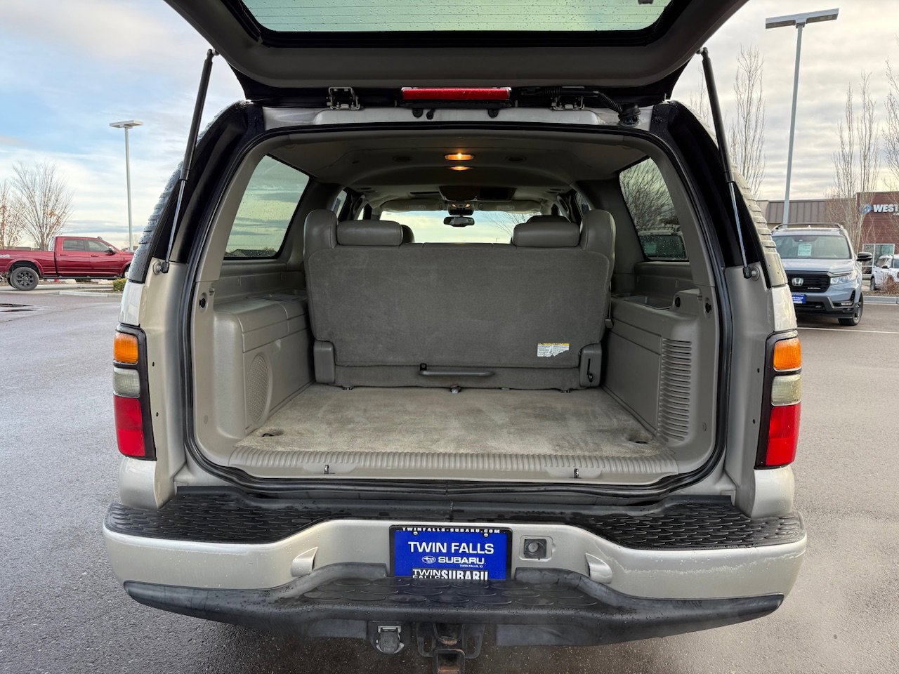 Used 2005 GMC Yukon XL Denali image 44