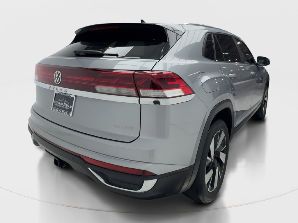Used 2024 Volkswagen Atlas Cross Sport SE FWD image 8