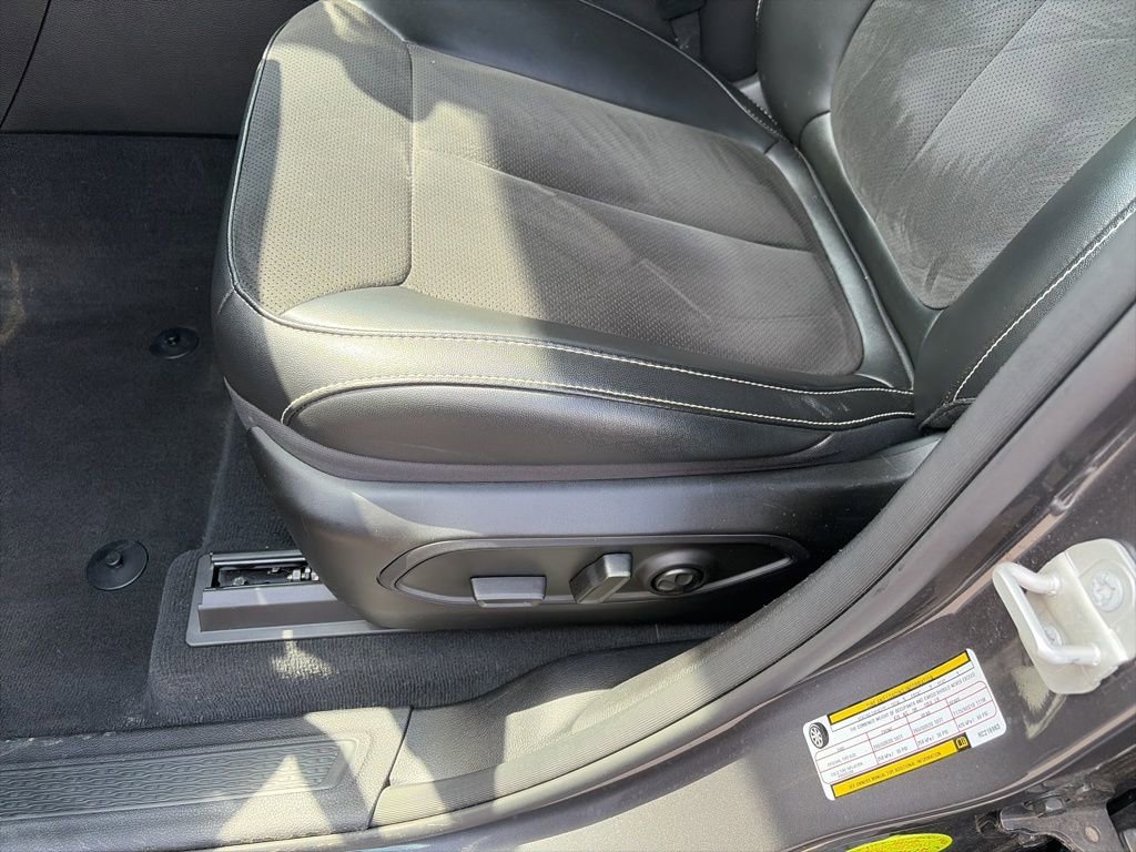 Certified 2024 Jeep Grand Cherokee Altitude image 18