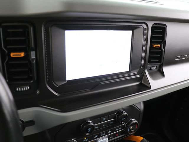 Used 2021 Ford Bronco Badlands image 20