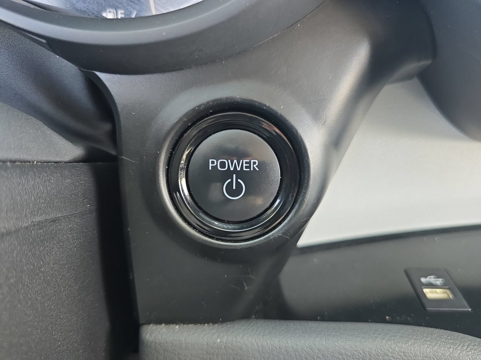 Certified 2025 Toyota Sienna XLE w/ XLE Plus Package AWD/4WD image 20