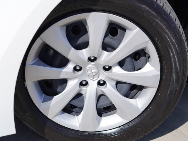 Used 2024 Toyota Corolla LE FWD image 12