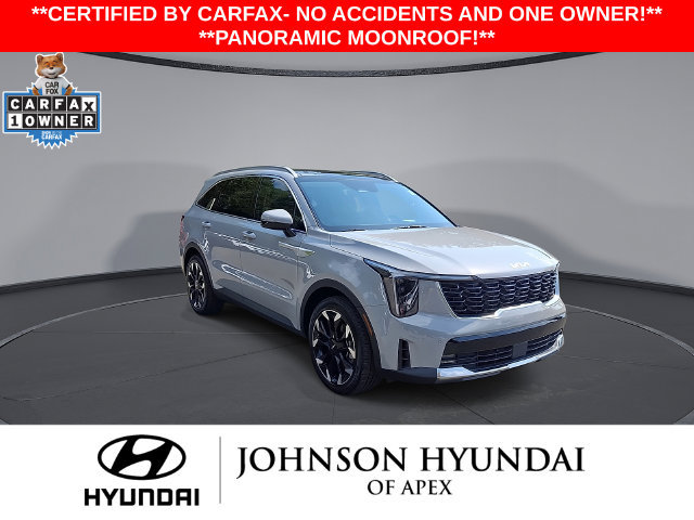 Used 2024 Kia Sorento EX w/ Panoramic Sunroof Package FWD image 2