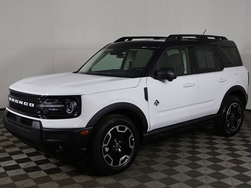 Used 2025 Ford Bronco Sport Outer Banks w/ Outer Banks Tech Package+ image 8