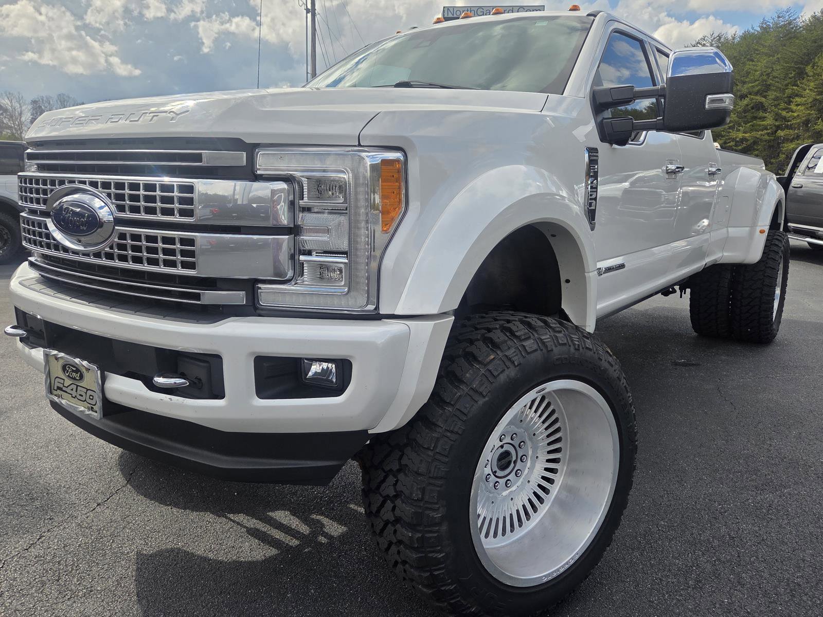 Used 2017 Ford F450 Platinum w/ Platinum Ultimate Package image 9