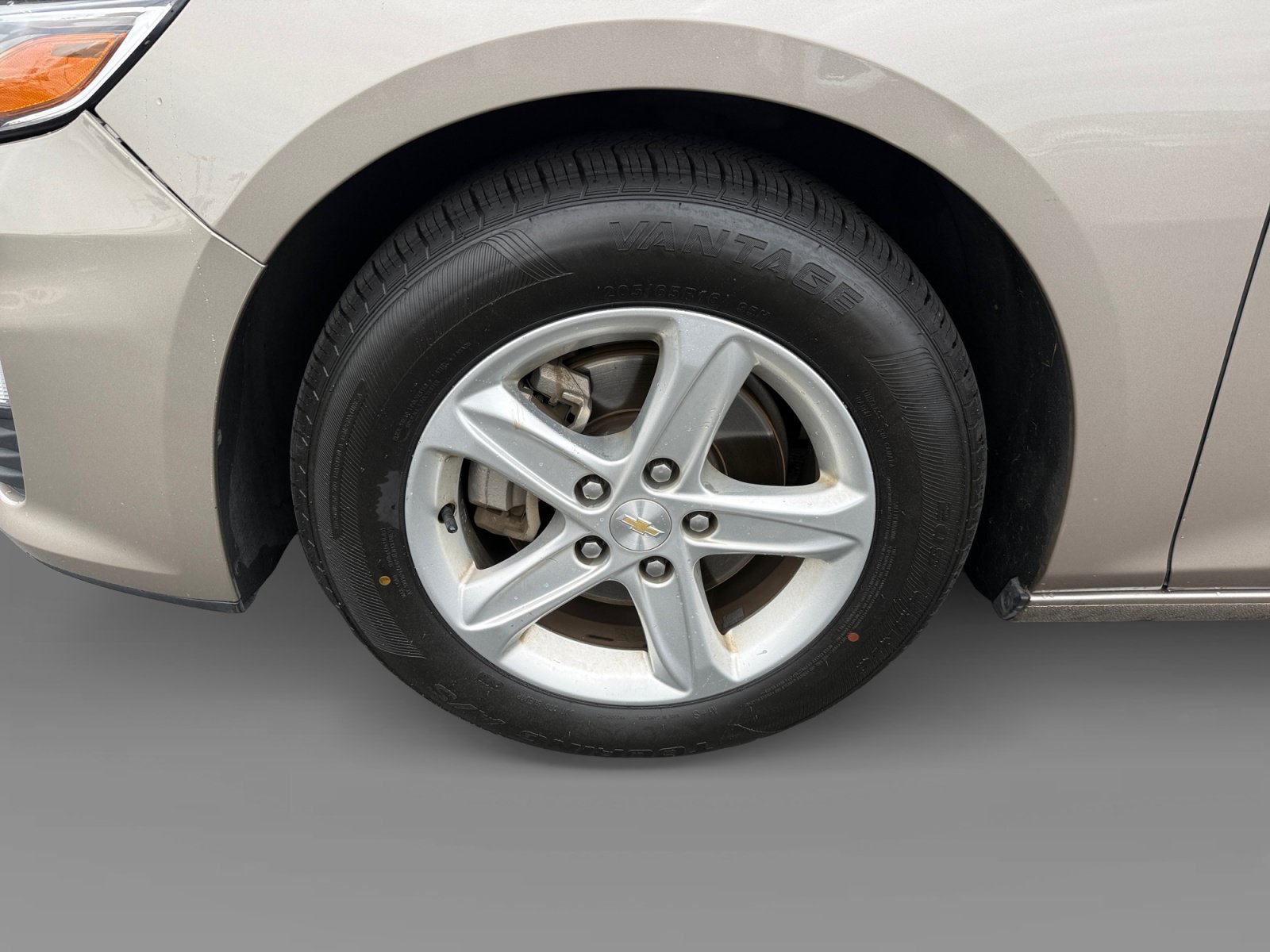 Used 2023 Chevrolet Malibu LT FWD image 9