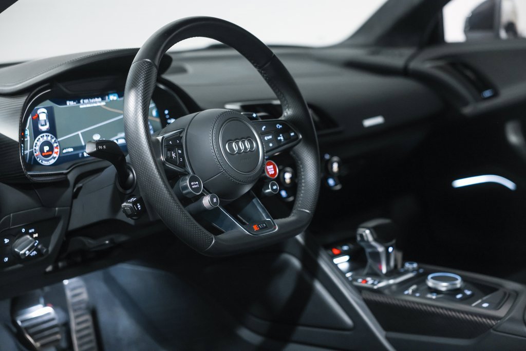 Used 2017 Audi R8 V10 plus image 28