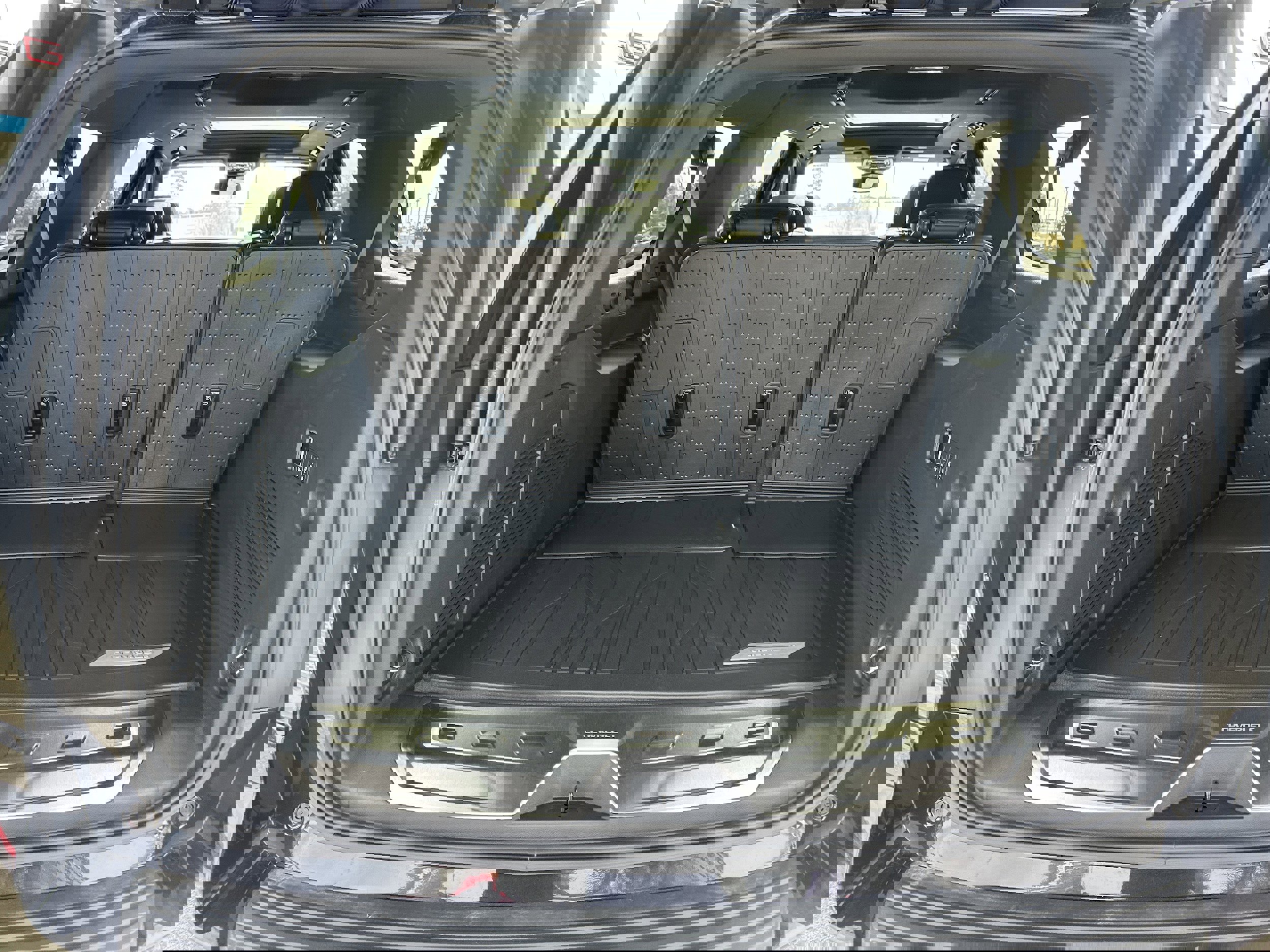 New 2026 Chevrolet Suburban Premier w/ Sun And Tow Package image 18