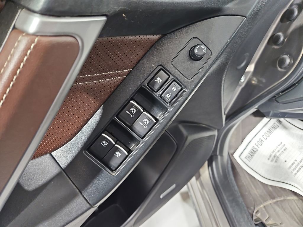 Used 2017 Subaru Forester 2.5i Touring w/ Popular Package #2 image 12