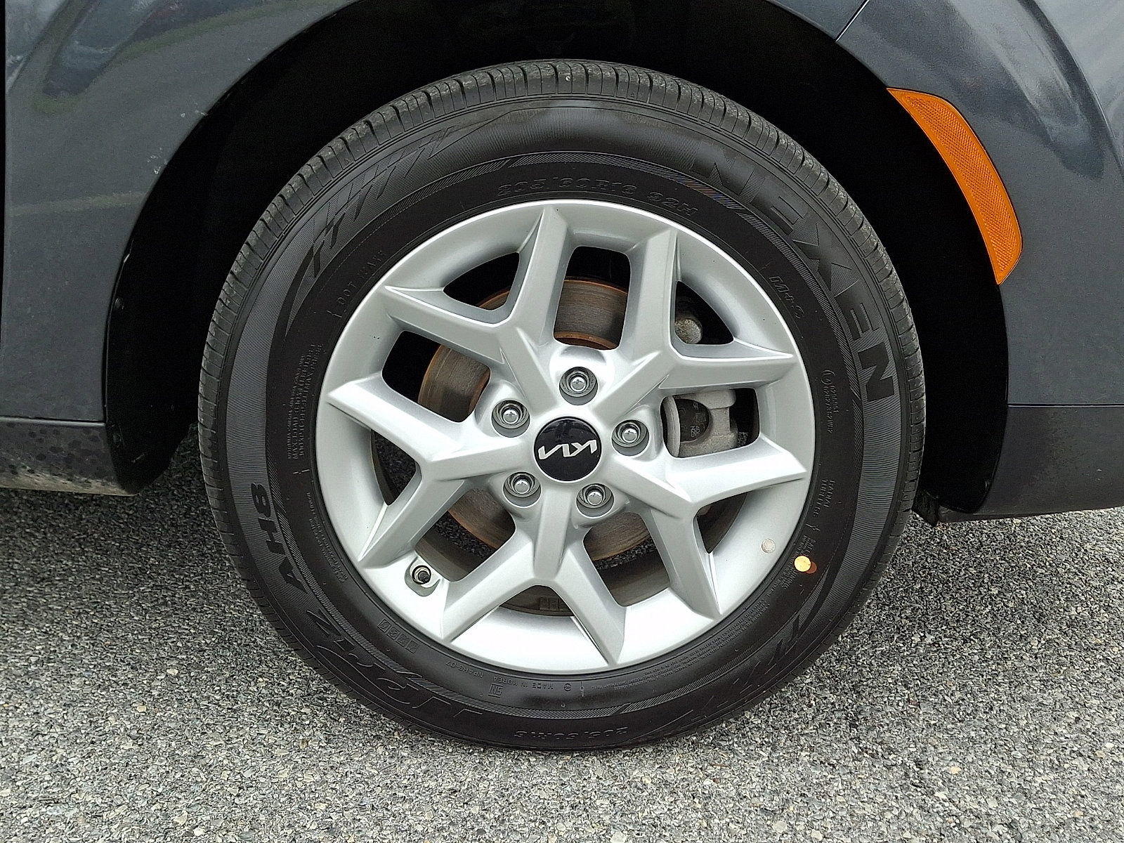 Used 2025 Kia Soul LX w/ LX Technology Package image 8