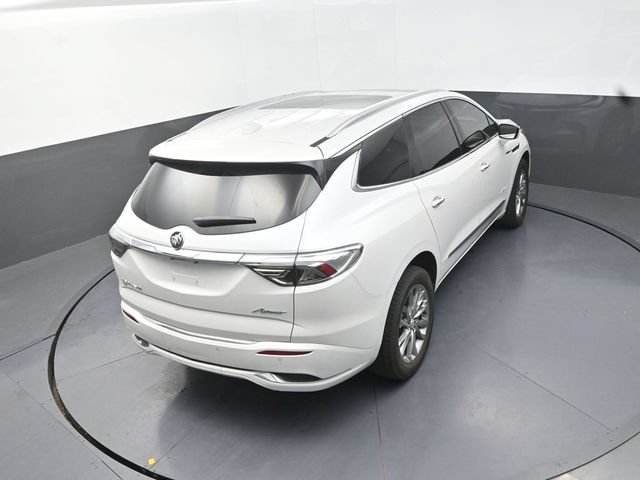 Used 2023 Buick Enclave Avenir w/ Avenir Technology Package AWD/4WD image 18