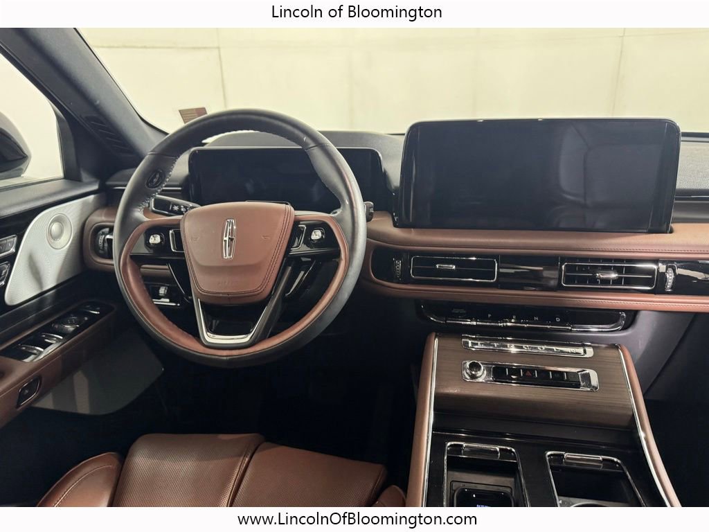 Used 2025 Lincoln Aviator Reserve w/ Equipment Group 201A AWD/4WD image 27