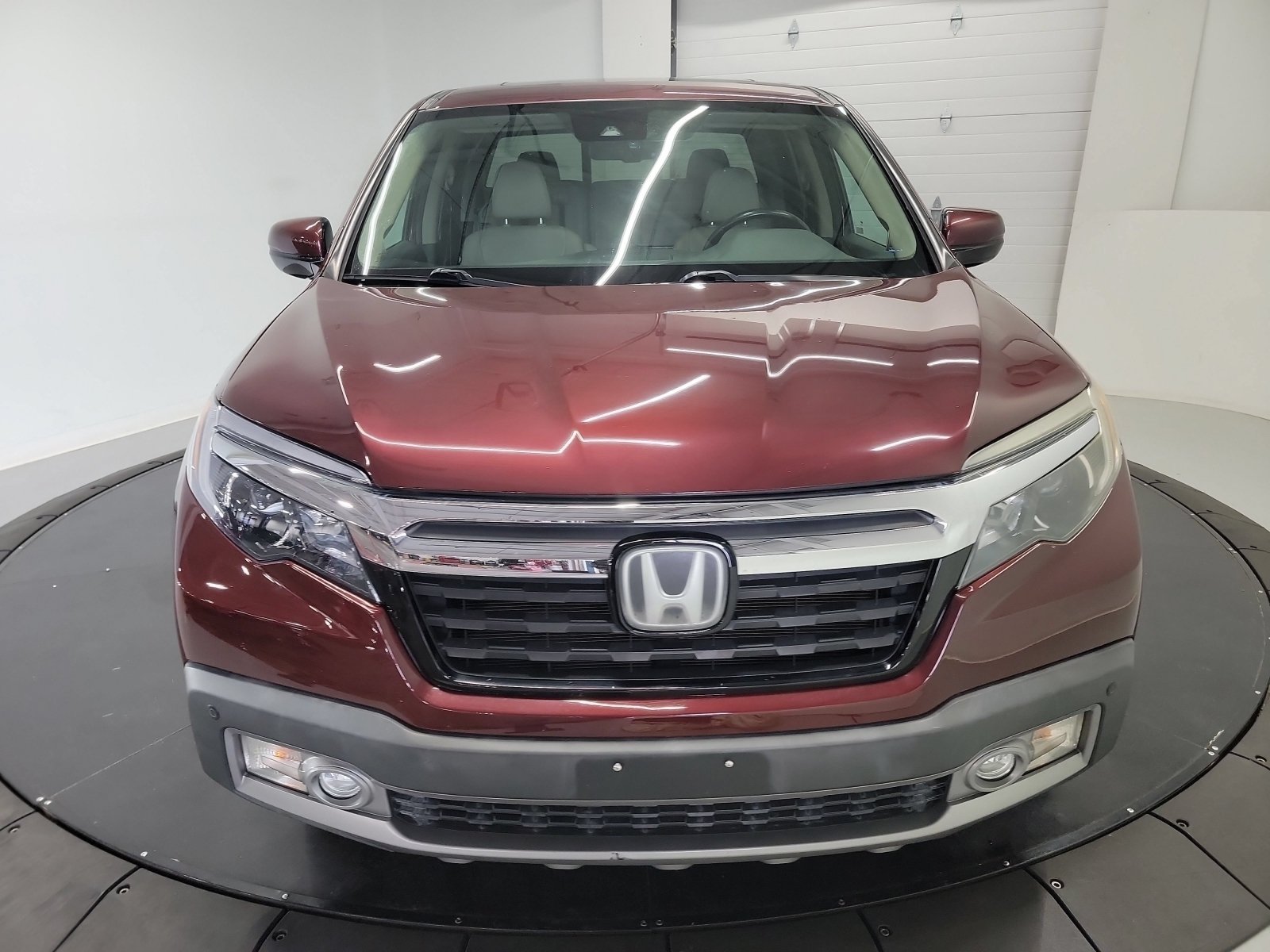 Used 2019 Honda Ridgeline RTL-E image 2