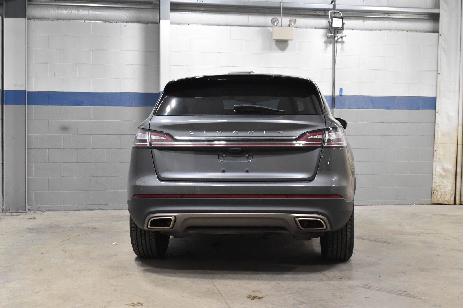 Used 2023 Lincoln Nautilus Reserve AWD/4WD image 23