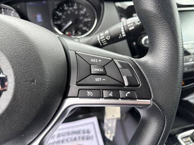 Certified 2020 Nissan Rogue S image 24