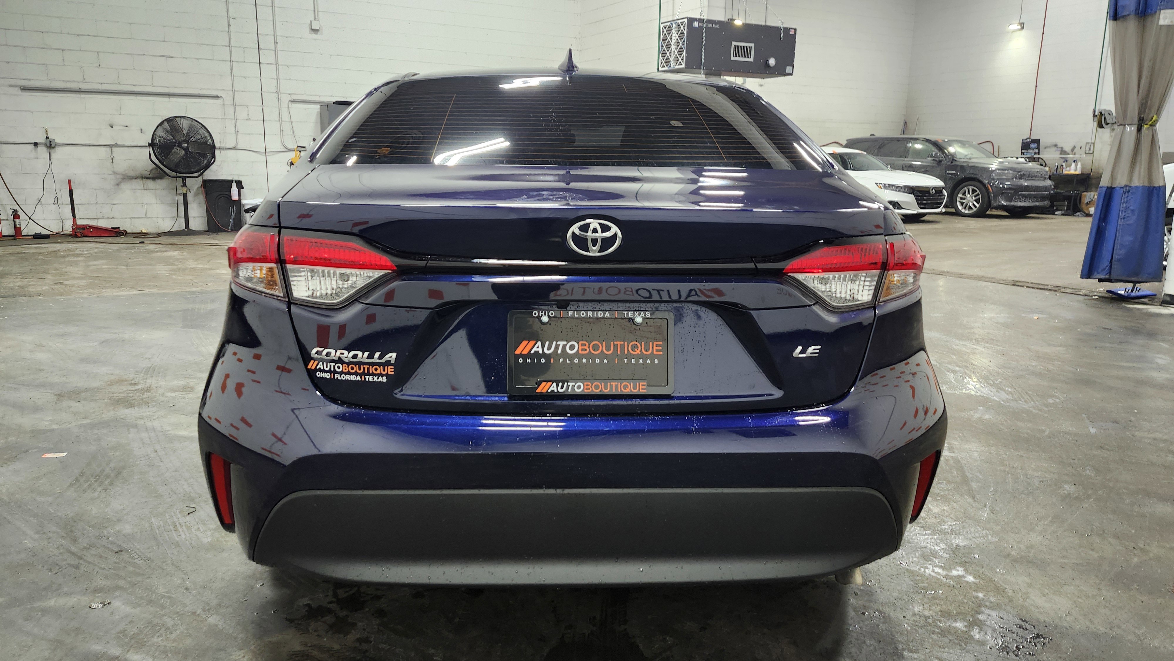 Used 2025 Toyota Corolla LE image 13