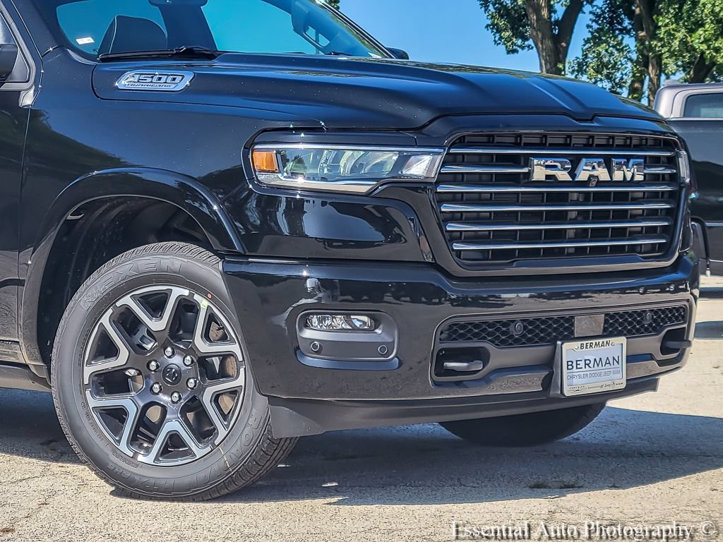 New 2027 RAM 1500 Laramie w/ Laramie Preferred Package AWD/4WD image 3