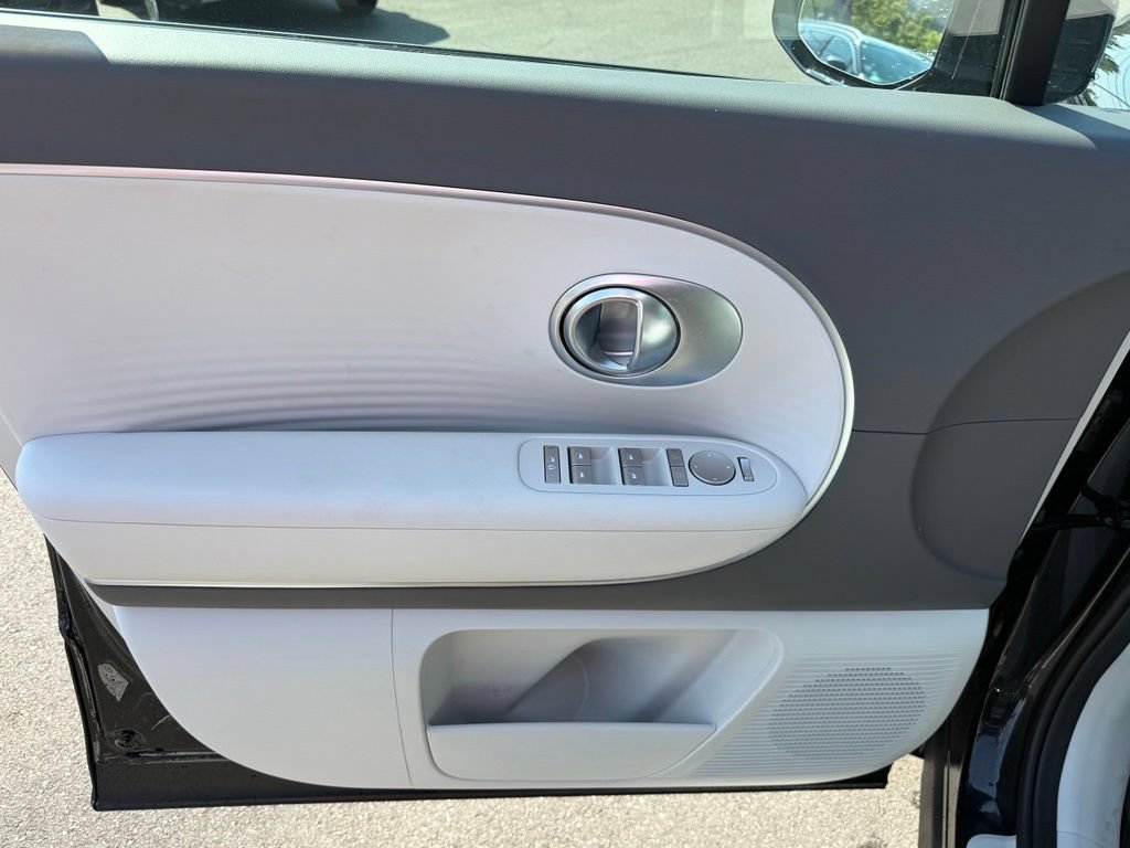 Certified 2026 Hyundai Ioniq 9 SE AWD/4WD image 32