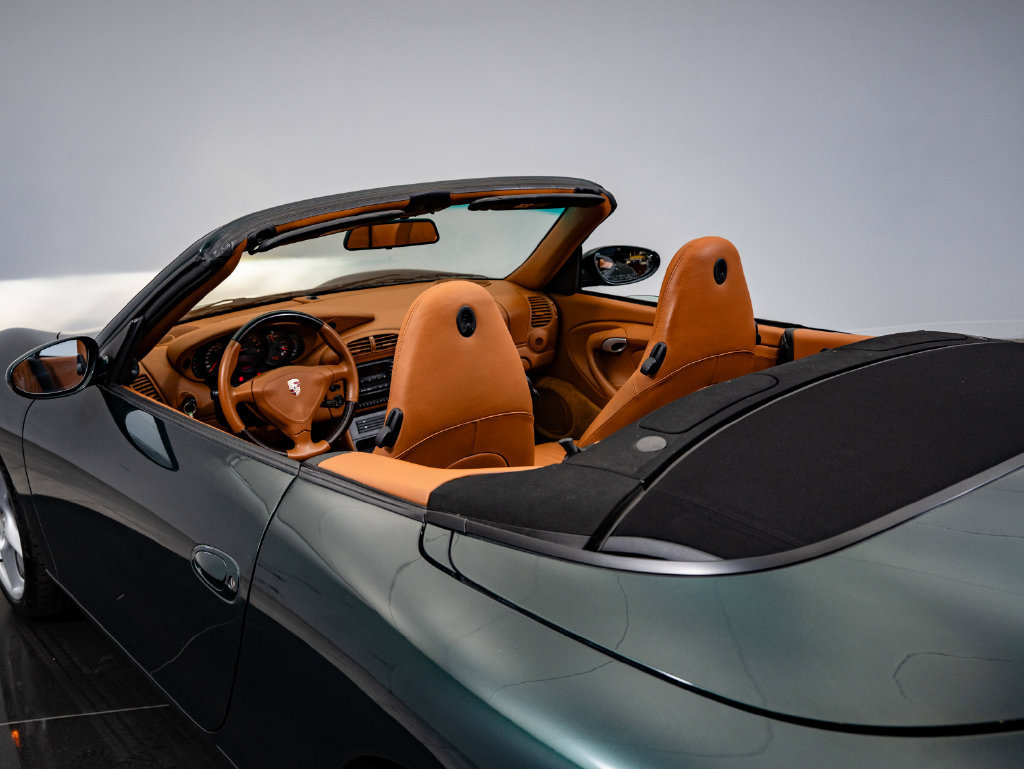 Used 2003 Porsche 911 Carrera RWD image 23