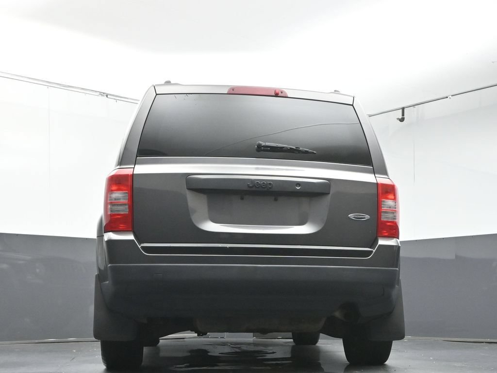 Used 2015 Jeep Patriot Sport FWD image 33