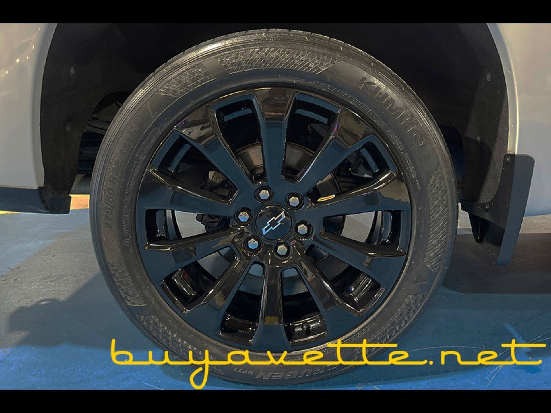 Used 2021 Chevrolet Silverado 1500 High Country w/ Safety Package II AWD/4WD image 11