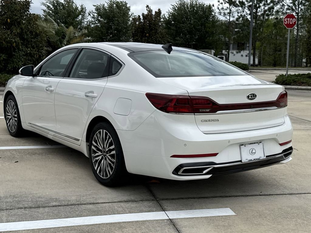 Used 2020 Kia Cadenza Technology FWD image 10