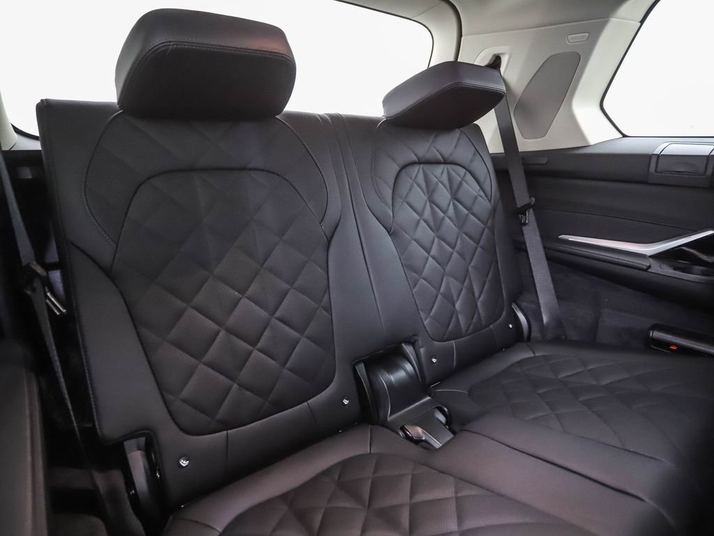 New 2026 BMW X7 xDrive40i image 35