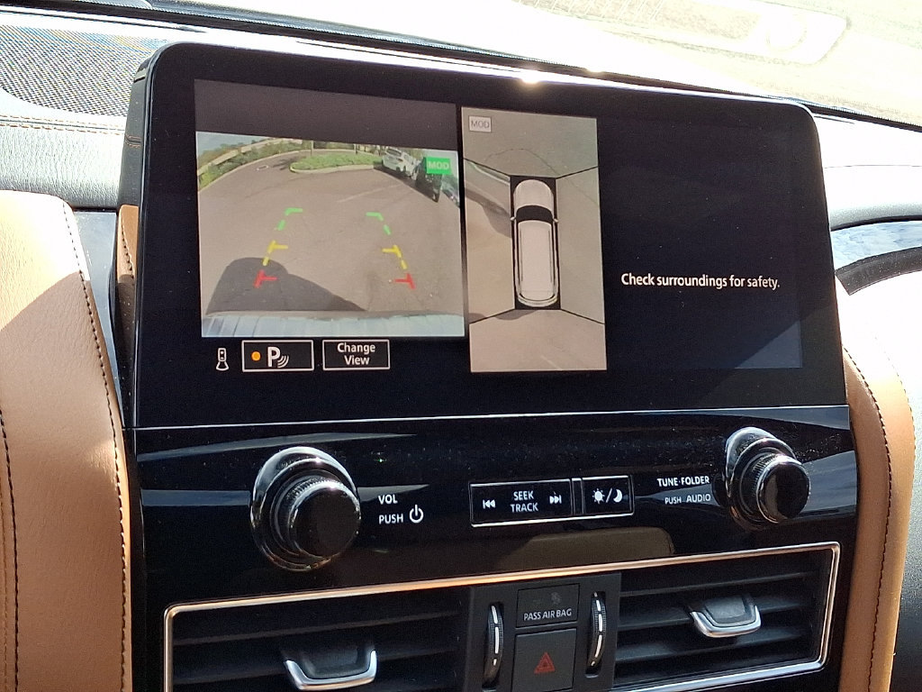 Certified 2024 INFINITI QX80 Sensory AWD/4WD image 19