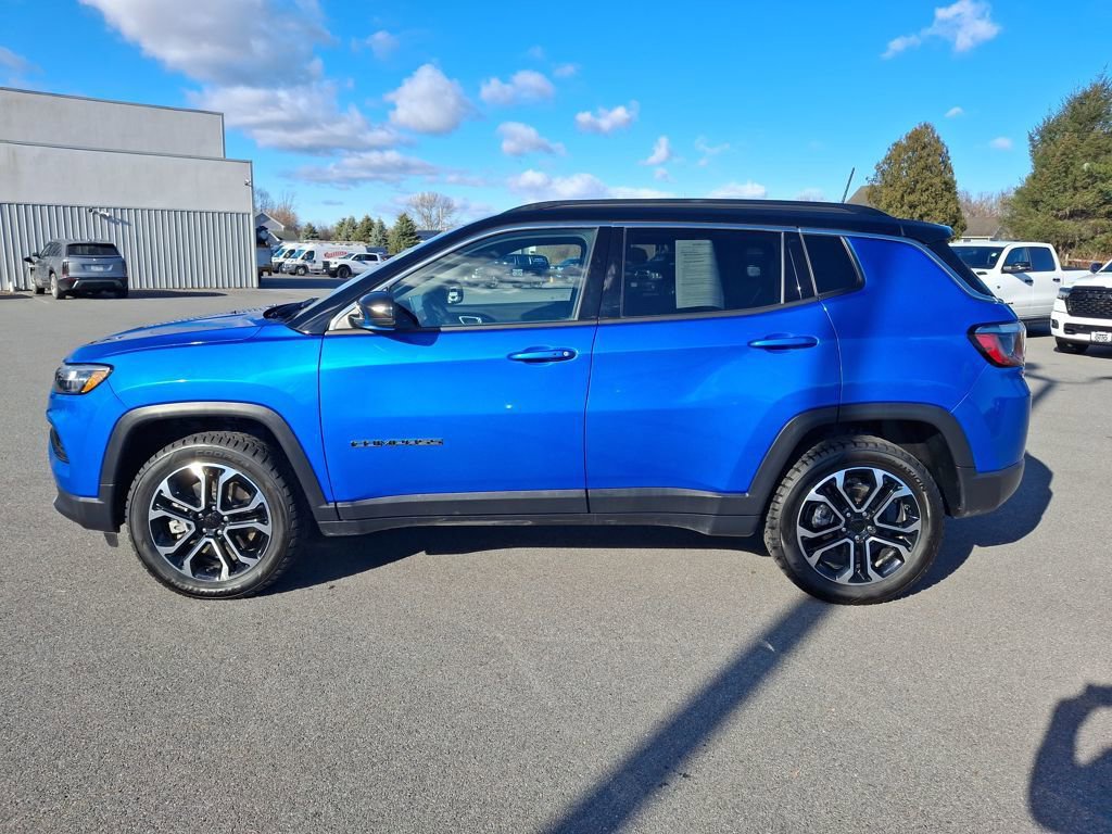 Used 2024 Jeep Compass Limited w/ Sun and Sound Group image 4