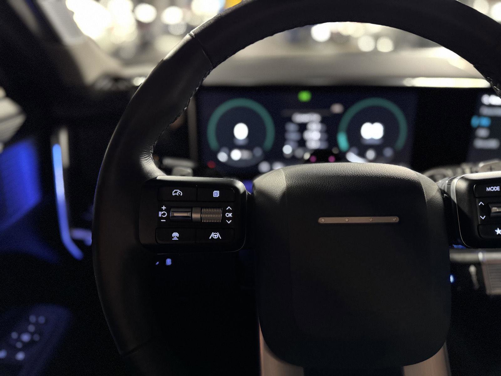 Used 2024 Hyundai Santa Fe Limited image 27