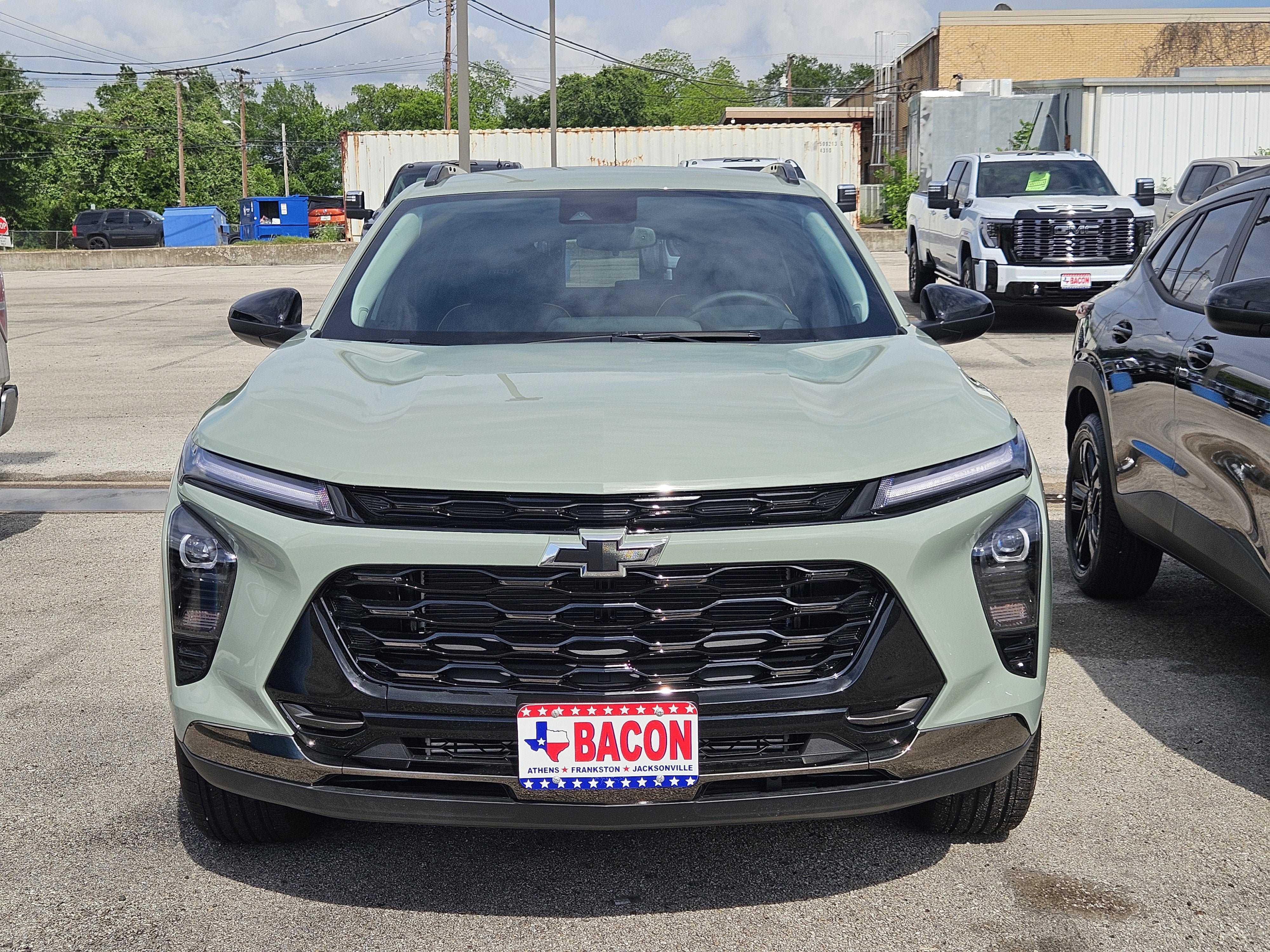 New 2026 Chevrolet Trax ACTIV w/ Driver Confidence Package FWD image 2