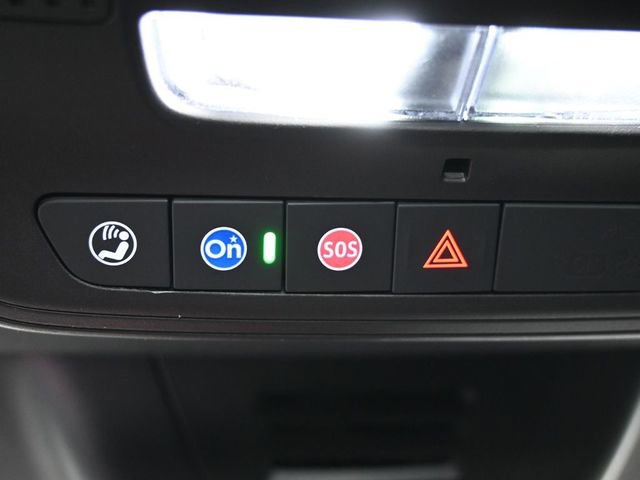 New 2026 Chevrolet Equinox EV LT image 32